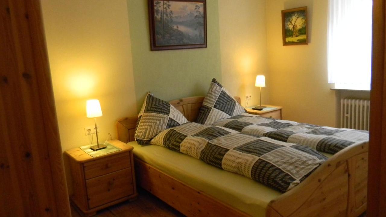 Gastehaus Am Calmont Bed & Breakfast Ediger-Eller Exterior photo