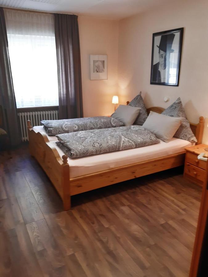 Gastehaus Am Calmont Bed & Breakfast Ediger-Eller Exterior photo